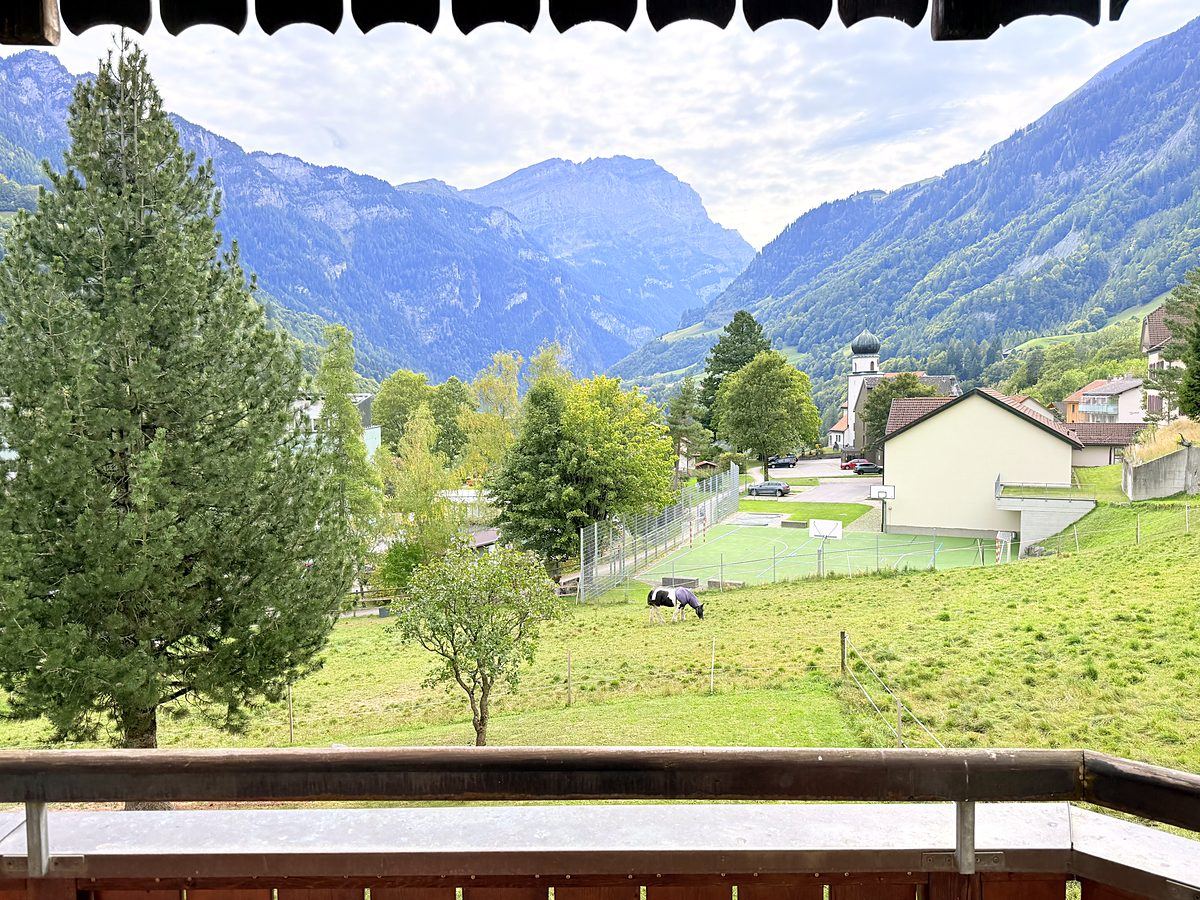 Quadernpark C204 – Grazioso appartamento di 3.5 locali con balcone per un massimo di 4 persone
